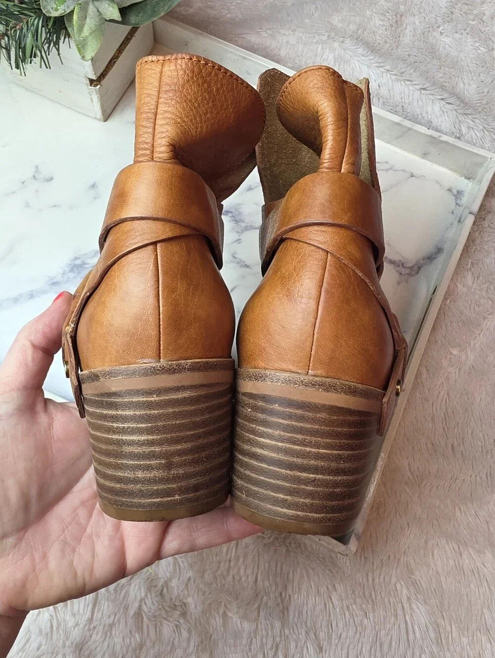 UGG Elora Brown Leather Ankle Boots Size 8.5 Western Boho Festival